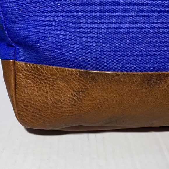 Marc by Marc Jacobs UNISEX Soul Psycho Bag Blue - Picture 5 of 14